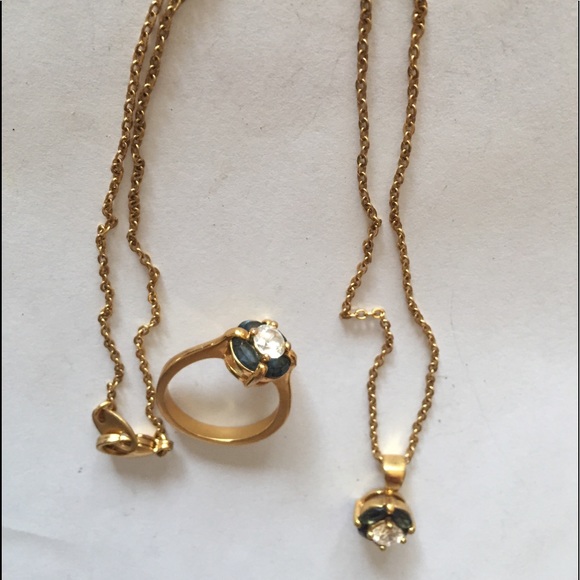 Avon Sapphire pendant necklace & ring set - Picture 6 of 8